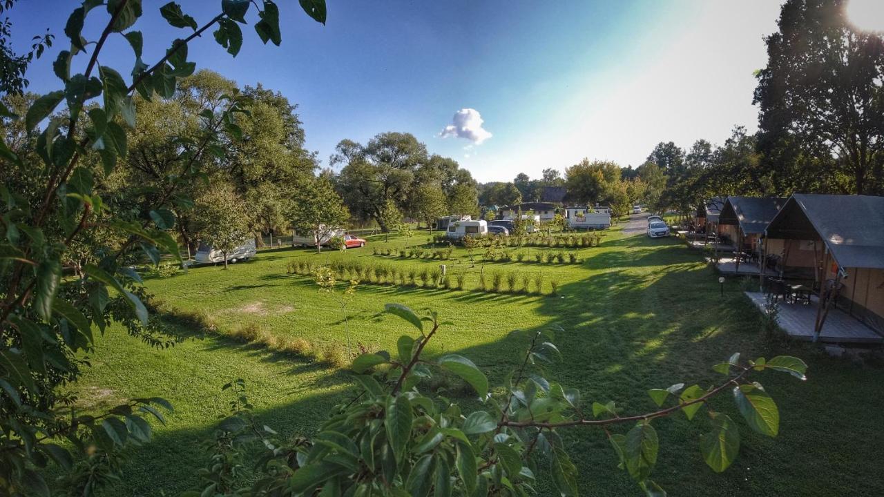 Camping Prima Týn nad Vltavou 外观 照片